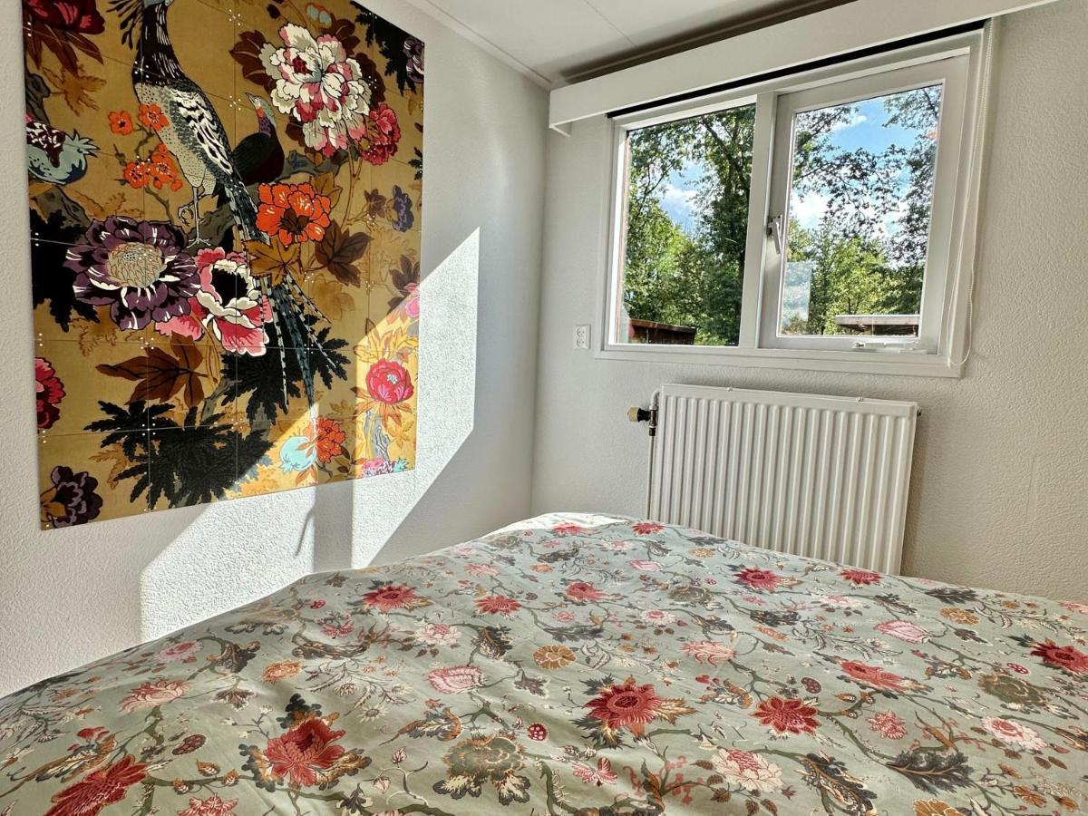 Gezellig Chalet Met 2 Slaapkamers En Zicht Op Het Water Erm Екстер'єр фото
