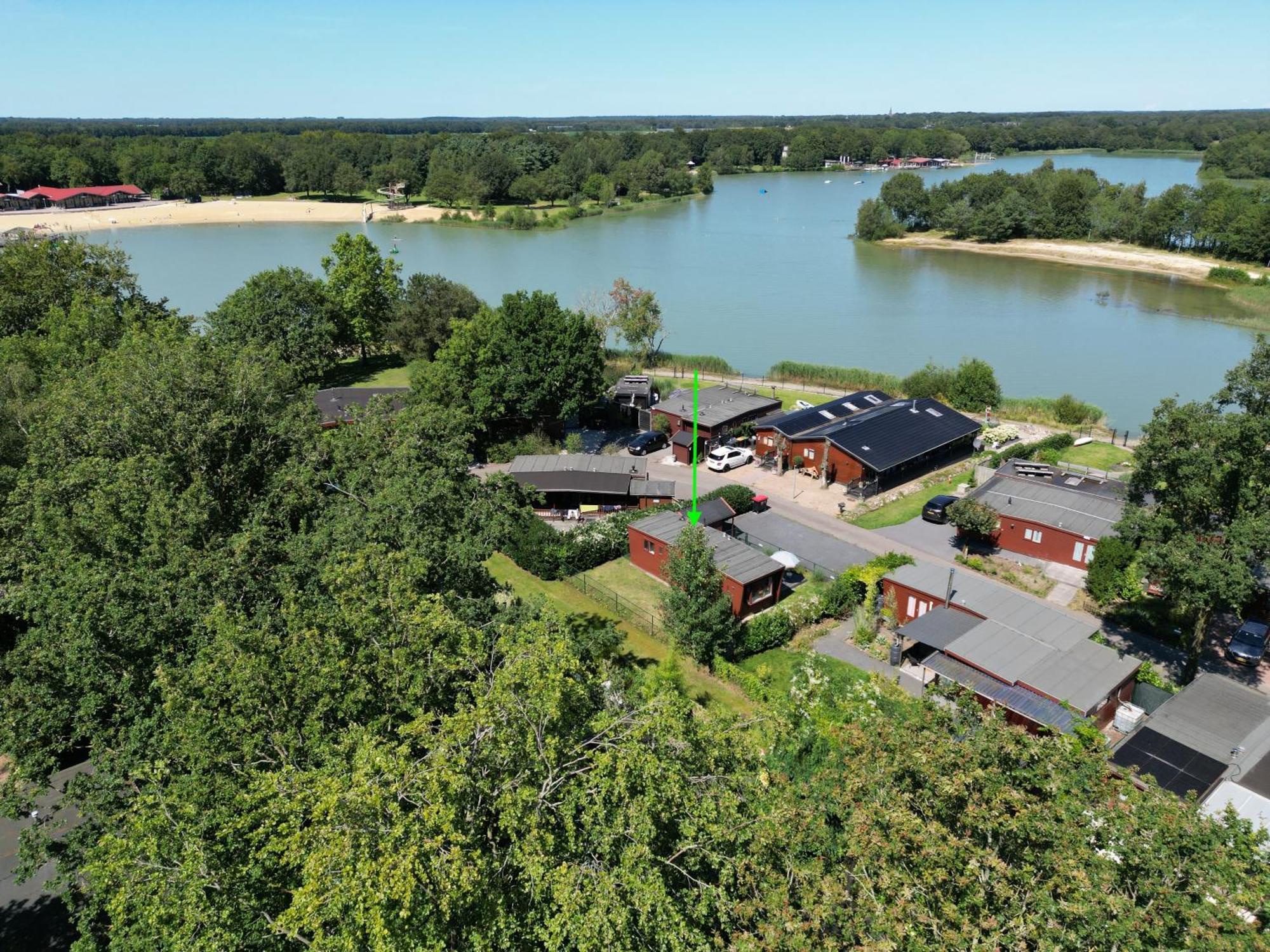 Gezellig Chalet Met 2 Slaapkamers En Zicht Op Het Water Erm Екстер'єр фото
